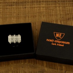 Raven Ring