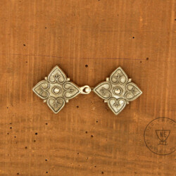 Rus Clasp