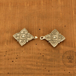 Rus Clasp